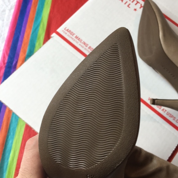 Pesaro Taupe vegan 3.75” heeled lined boots 8.5 - Picture 8 of 12